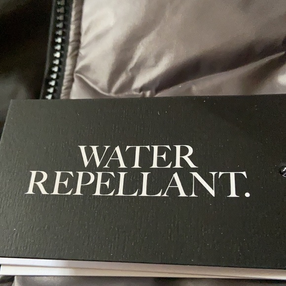 Ugg puffer coat - Picture 15 of 16